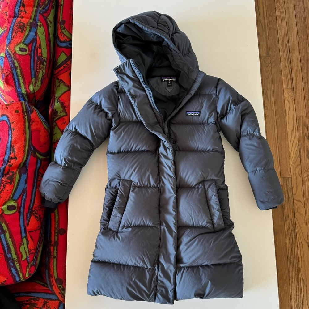 *GREAT CONDITION* Patagonia Kids/Girls Gray Puffer Coat / Silent Down Parka